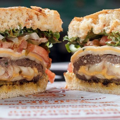 Mac N Cheese Stuffed Burger